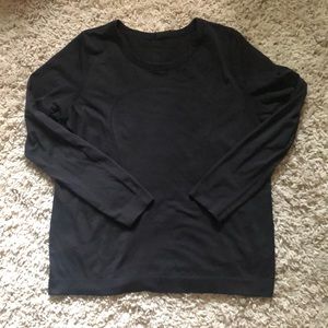 Lululemon swiftly breathe long sleeve